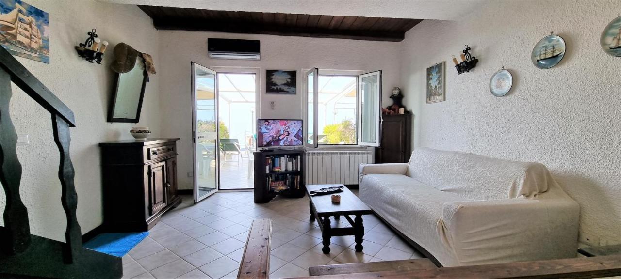 ספרלונגה La Villa Fronte Spiaggia Bandiera Blu מראה חיצוני תמונה