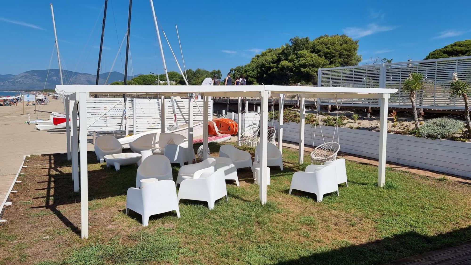 ספרלונגה La Villa Fronte Spiaggia Bandiera Blu מראה חיצוני תמונה